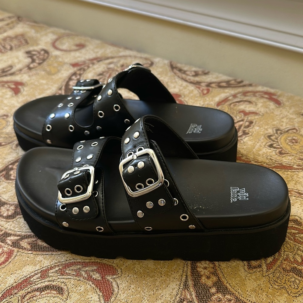 Wild Fable Black Platform Sandals - Size 8